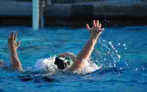 HIGHLIGHTS: La Jolla Edges Rival Bishop's